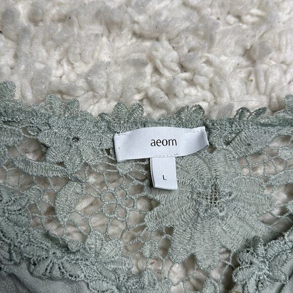 aeom Aqua Lace Trim Button-Up Blouse Sheer Open Back Flowy Bohemian Floral ST14 - Picture 3 of 11
